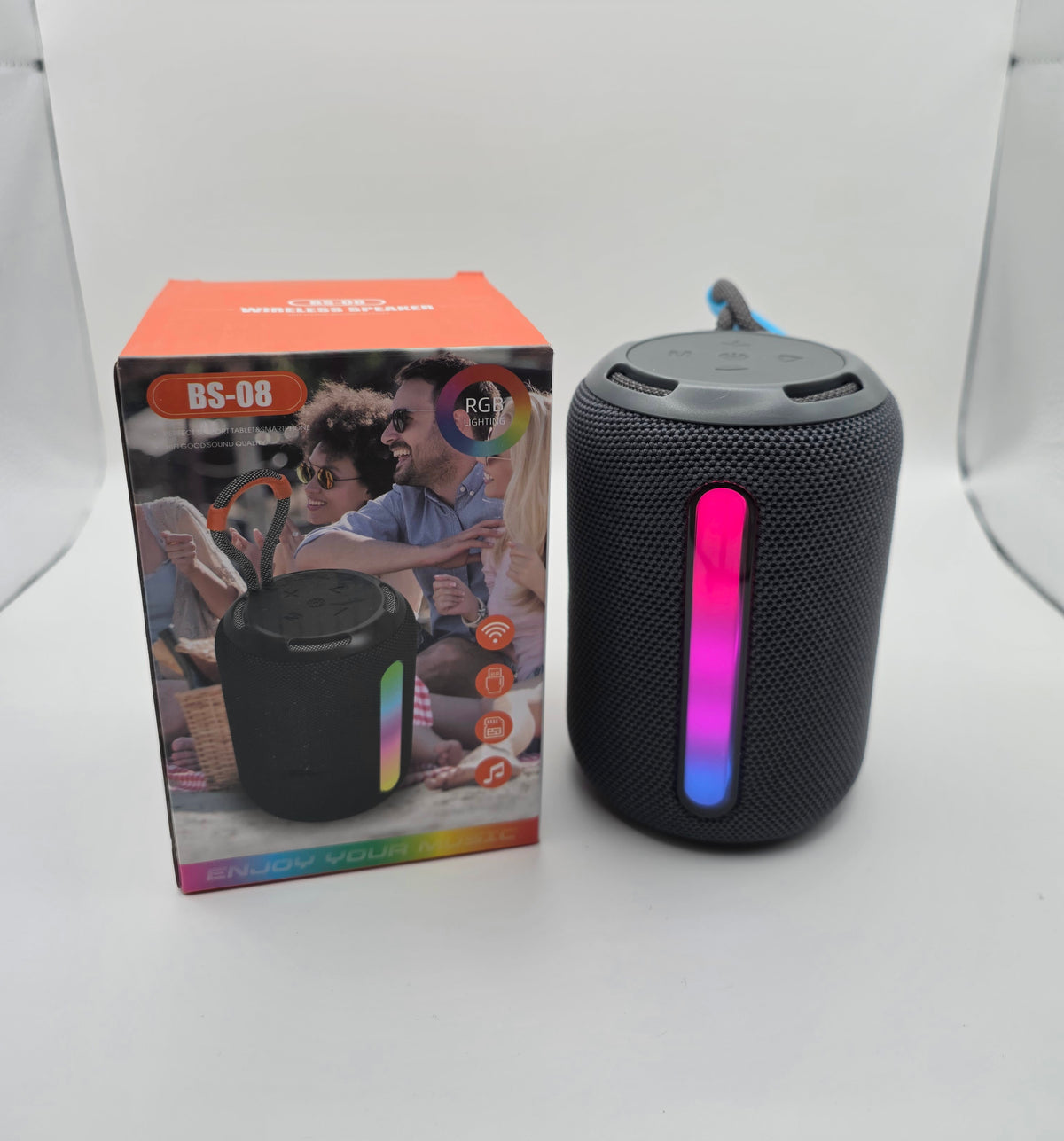 Tragbare Outdoor-Lautsprecher mit RGB-LED-Licht 5W Subwoofer Hohe Ausgangsleistung Batteriebetrieben für 5.3 & Wireless