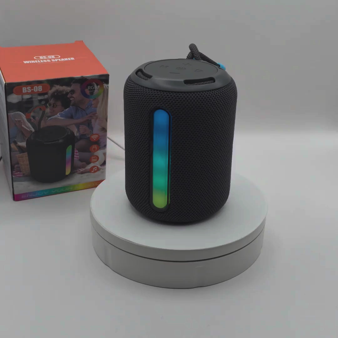 Tragbare Outdoor-Lautsprecher mit RGB-LED-Licht 5W Subwoofer Hohe Ausgangsleistung Batteriebetrieben für 5.3 & Wireless